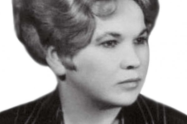 СВЕТЛОЙ ПАМЯТИ  ПЕДАГОГА С БОЛЬШОЙ БУКВЫ