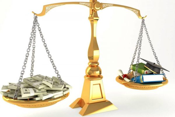 Обучение на платной основе: положительные стороны и возможности