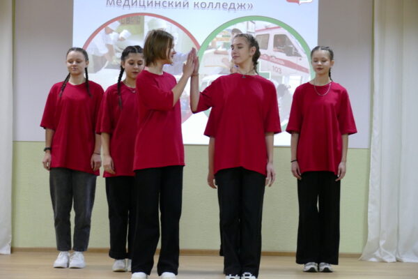 Как мы знакомим с колледжам